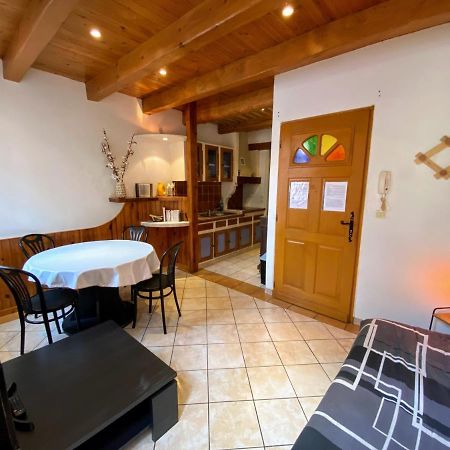 Appartement 4 Pers Plein Centre Ville, Wifi, Balcon Laragne-Monteglin Exterior foto